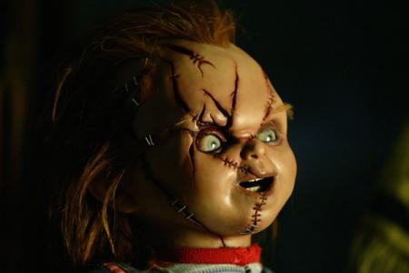 on entame sur le fils de chucky