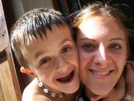voila mon petit cousin et ma grande soeur !!